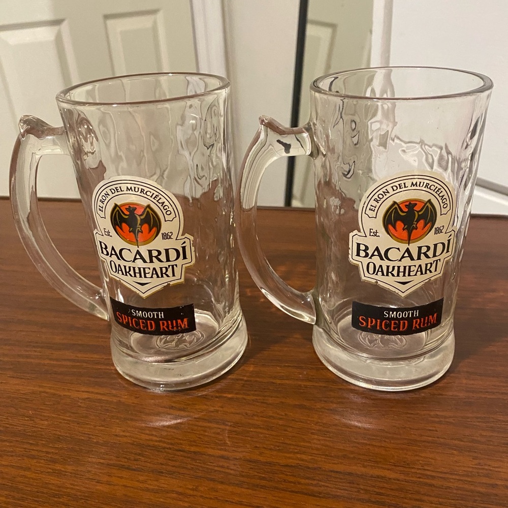 Bacardi Oakheart Spiced Rum Stein/Mug Heavy Glass Quant. Avail  Mugs Clear set 2